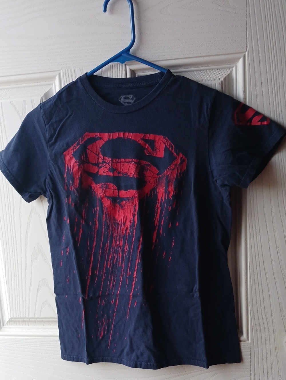 DC Comics Navy Blue & Red Superman Drip Logo Short Sleeve Tee